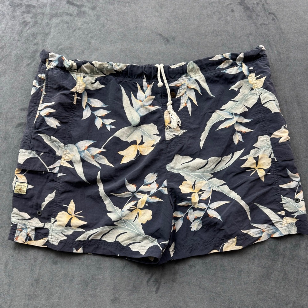 Tommy Bahama Mens XXL Swim Trunks Navy Blue Tropical Floral Cargo Board Shorts